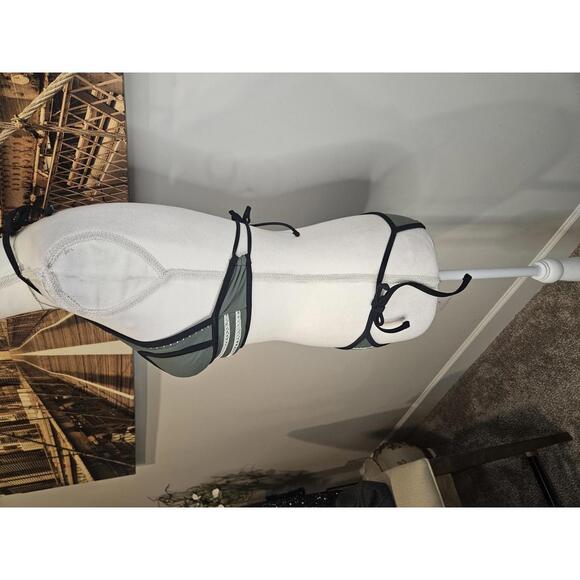 Set of 2 Bikini Sets - Stylish Swimwear - Picture 9 of 11